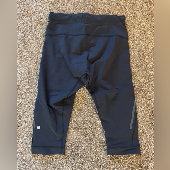 Men’s Lululemon 3/4 tights - Picture 2 of 3
